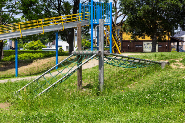 浜松市の中田公園／木製アスレチック遊具